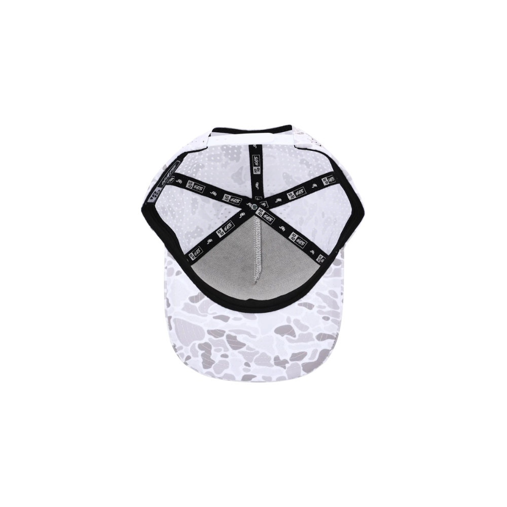 Mama Club Performance Trucker - Snow Camo