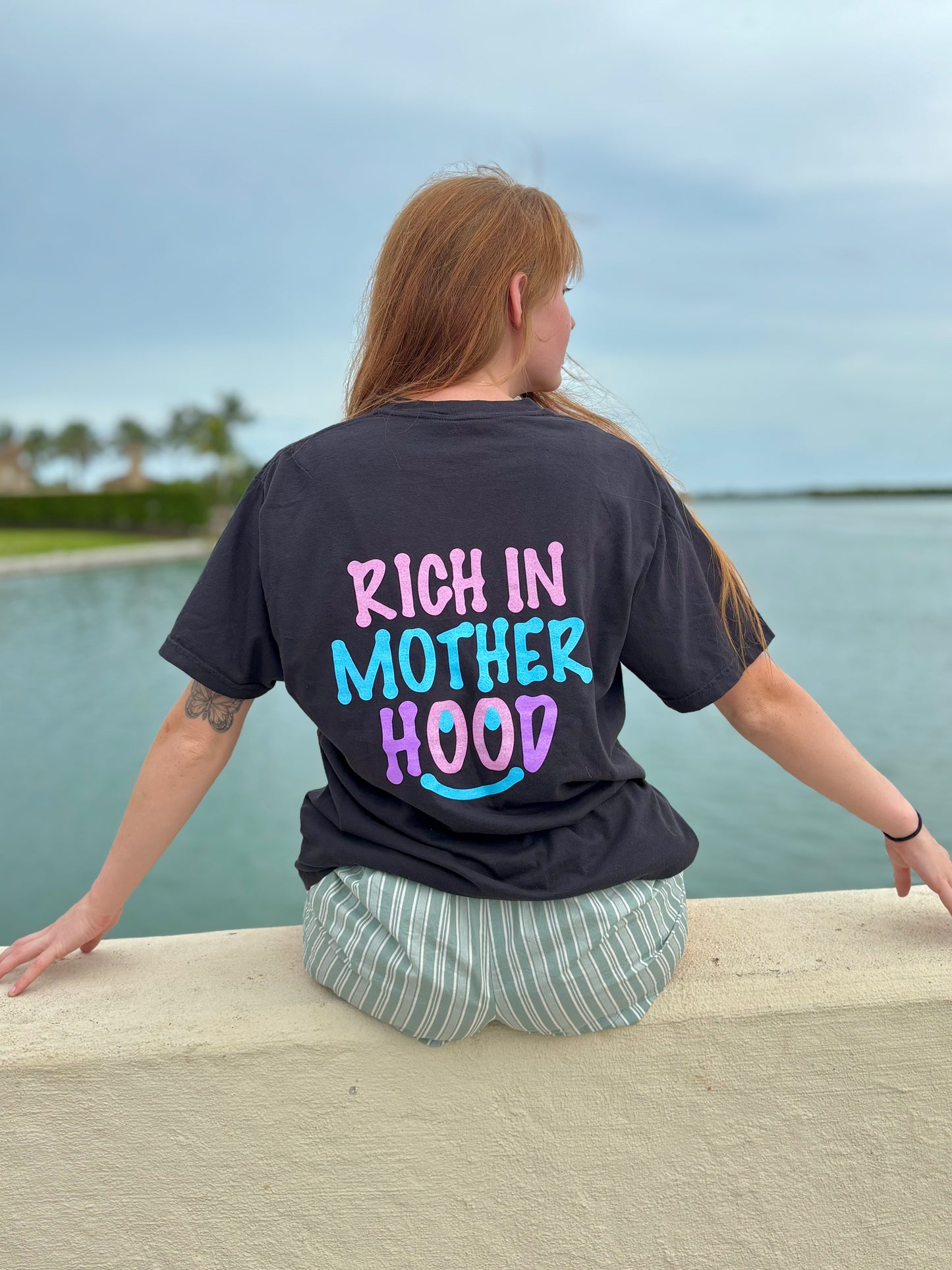 Rich in Motherhood™ Smiley T-Shirt - Black